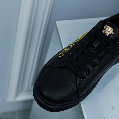 Replica Versace Casual Shoes For Men #827065 $76.00 USD for Wholesale