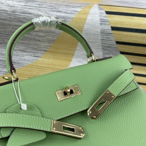Replica Hermes AAA Quality Messenger Bags For Women #827581 $102.00 USD for Wholesale