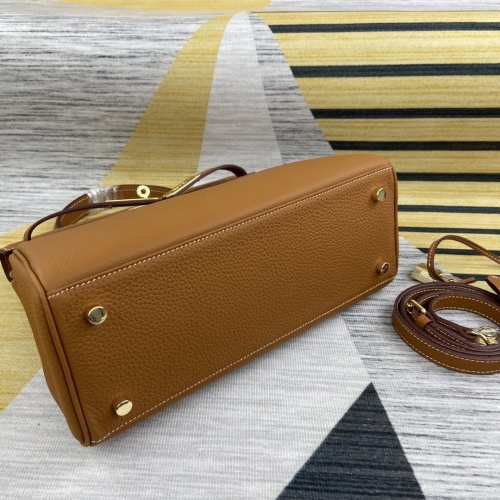 Replica Hermes AAA Quality Messenger Bags For Women #827583 $102.00 USD for Wholesale