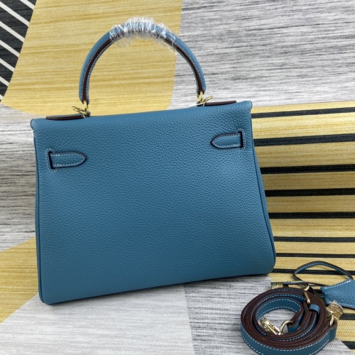 Replica Hermes AAA Quality Messenger Bags For Women #827585 $102.00 USD for Wholesale