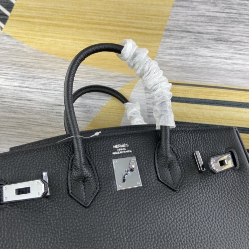 Replica Hermes AAA Quality Messenger Bags For Women #827606 $102.00 USD for Wholesale