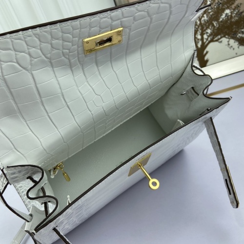 Replica Hermes AAA Quality Messenger Bags For Women #827611 $115.00 USD for Wholesale