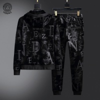 $102.00 USD Versace Tracksuits Long Sleeved For Men #820432
