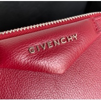 $162.00 USD Givenchy AAA Quality Messenger Bags For Women #820606