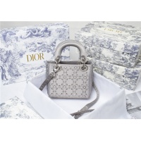$81.00 USD Christian Dior AAA Quality Messenger Bags For Women #821621