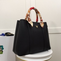 $102.00 USD Prada AAA Quality Handbags For Women #822268