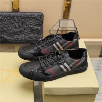 $80.00 USD Burberry Casual Shoes For Men #822529