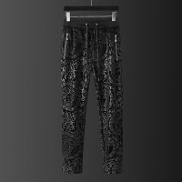 $102.00 USD Versace Tracksuits Long Sleeved For Men #823242
