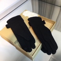 $43.00 USD Burberry Gloves For Women #823690