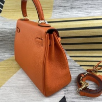 $102.00 USD Hermes AAA Quality Messenger Bags For Women #827586