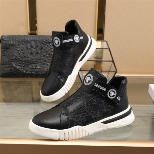 Versace Casual Shoes For Men #828340 $82.00 USD, Wholesale Replica Versace Casual Shoes