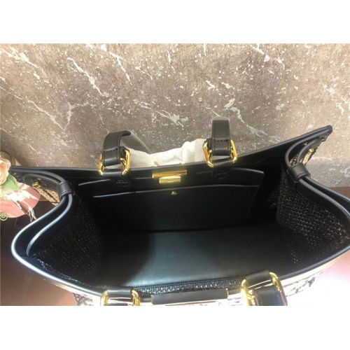 Replica Fendi AAA Quality Tote-Handbags For Women #828543 $203.00 USD for Wholesale