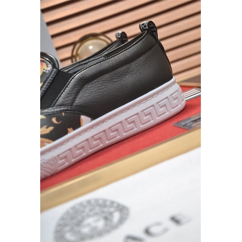 Replica Versace Casual Shoes For Men #828938 $80.00 USD for Wholesale