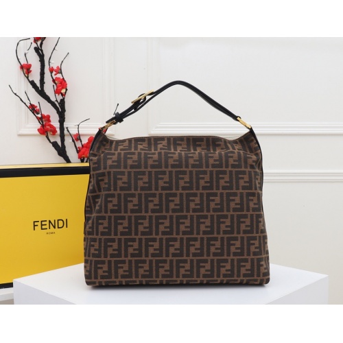 Fendi AAA Quality Handbags For Women #829626