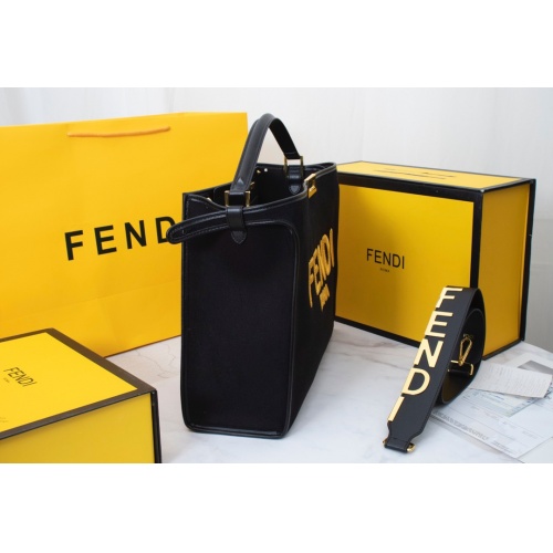Replica Fendi AAA Quality Handbags For Women #829634 $125.00 USD for Wholesale