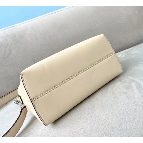 Replica Fendi AAA Messenger Bags For Women #829643 $105.00 USD for Wholesale