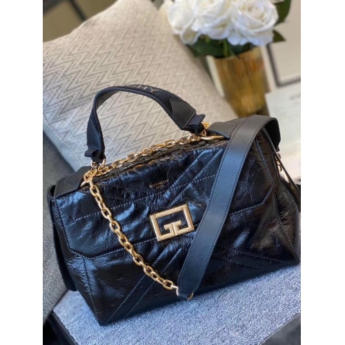 Givenchy AAA Quality Handbags For Women #829730