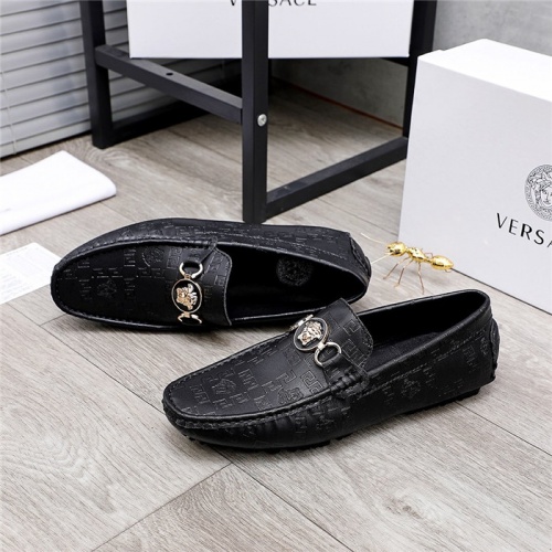 Replica Versace Casual Shoes For Men #829853 $60.00 USD for Wholesale