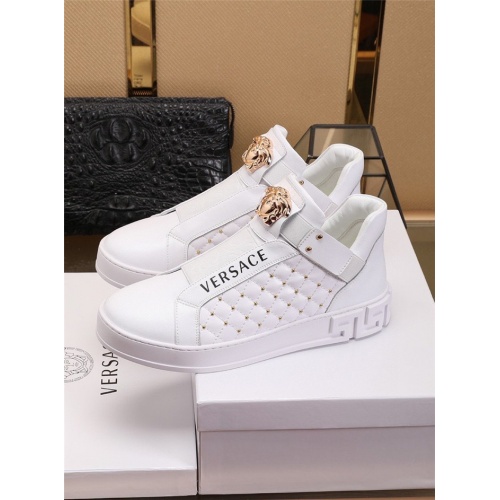 Replica Versace Casual Shoes For Men #829926 $82.00 USD for Wholesale