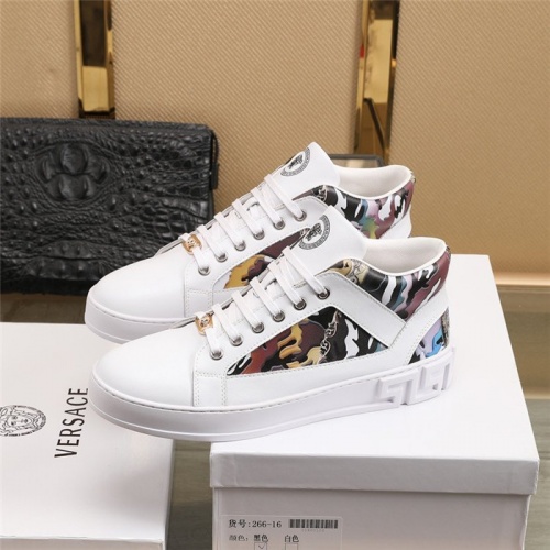 Replica Versace Casual Shoes For Men #830345 $82.00 USD for Wholesale