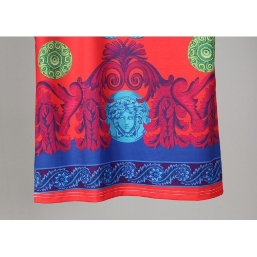 Replica Versace T-Shirts Short Sleeved For Men #830799 $25.00 USD for Wholesale