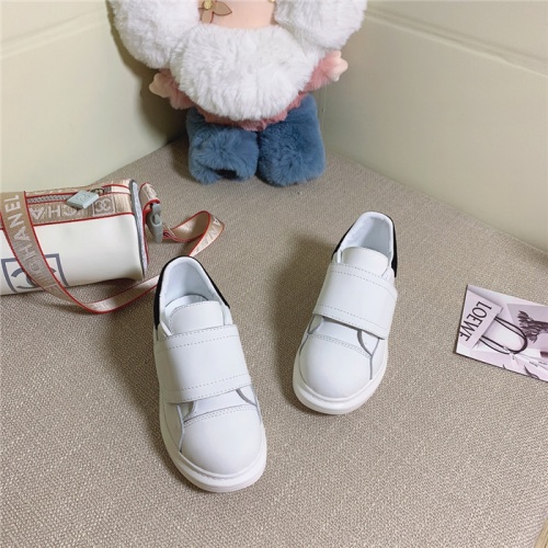Replica Alexander McQueen Kids\'Shoes For Kids #831113 $66.00 USD for Wholesale