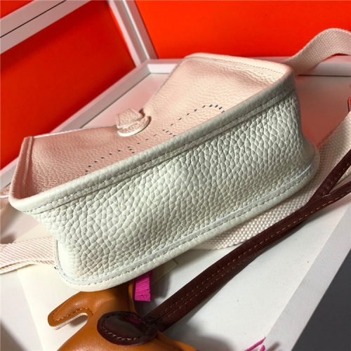 Replica Hermes AAA Quality Messenger Bags For Women #831266 $102.00 USD for Wholesale