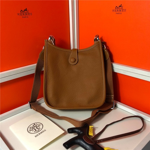 Replica Hermes AAA Quality Messenger Bags For Women #831267 $102.00 USD for Wholesale