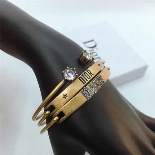 Christian Dior Bracelets For Women #831559 $42.00 USD, Wholesale Replica Christian Dior Bracelets