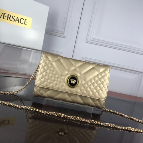 Versace AAA Quality Messenger Bags For Women #831932 $102.00 USD, Wholesale Replica Versace AAA Quality Messenger Bags