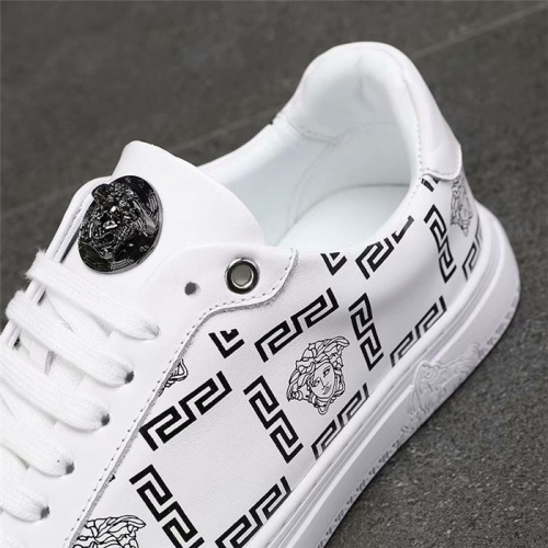 Replica Versace Casual Shoes For Men #832015 $80.00 USD for Wholesale