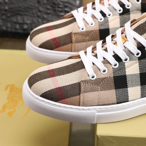 Replica Burberry Casual Shoes For Men #832674 $82.00 USD for Wholesale