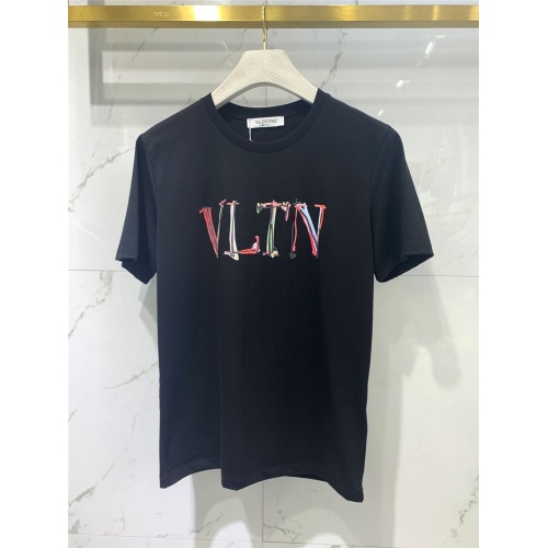 Valentino T-Shirts Short Sleeved For Men #833390 $41.00 USD, Wholesale Replica Valentino T-Shirts
