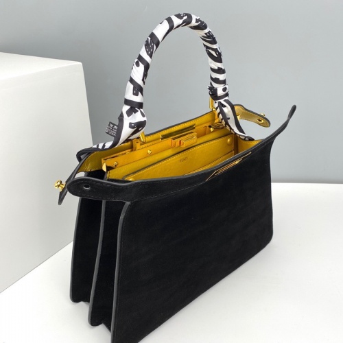 Replica Fendi AAA Quality Handbags For Women #833882 $135.00 USD for Wholesale