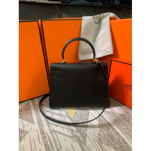 Replica Hermes AAA Quality Messenger Bags For Women #833892 $125.00 USD for Wholesale