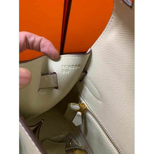 Replica Hermes AAA Quality Messenger Bags For Women #833894 $125.00 USD for Wholesale