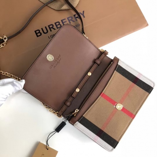 Replica Burberry AAA Quality Messenger Bags For Women #834170 $82.00 USD for Wholesale