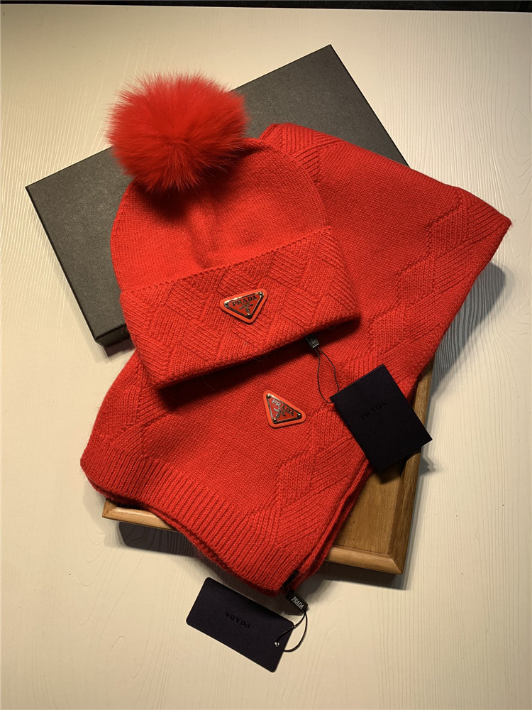 prada scarf and hat