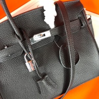 $126.00 USD Hermes AAA Quality Handbags For Women #828596