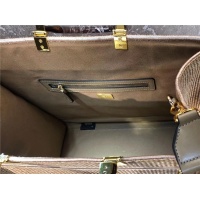 $171.00 USD Fendi AAA Quality Tote-Handbags For Women #828658