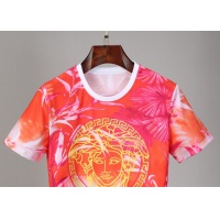 $25.00 USD Versace T-Shirts Short Sleeved For Men #830801