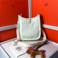$102.00 USD Hermes AAA Quality Messenger Bags For Women #831266