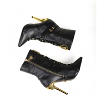 $123.00 USD Versace Boots For Women #833028