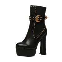 $123.00 USD Versace Boots For Women #833029