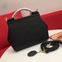 $130.00 USD Dolce & Gabbana D&G AAA Quality Messenger Bags For Women #833944