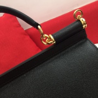 $130.00 USD Dolce & Gabbana D&G AAA Quality Messenger Bags For Women #833944