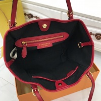 $92.00 USD Burberry AAA Handbags For Women #833948
