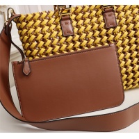 $108.00 USD Fendi AAA Quality Handbags For Women #834438