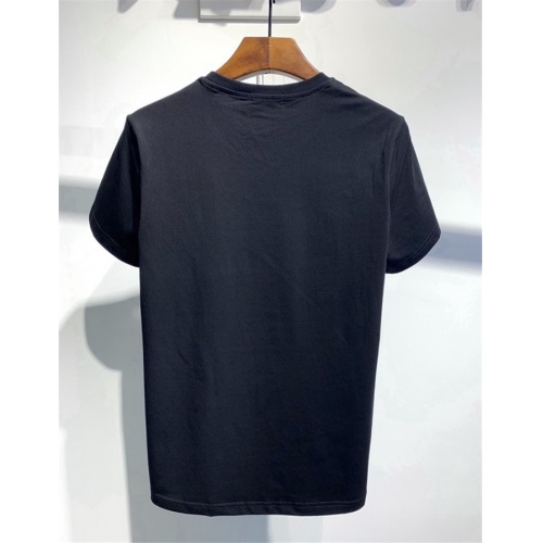 Replica Dsquared T-Shirts Short Sleeved For Men #834877 $26.00 USD for Wholesale
