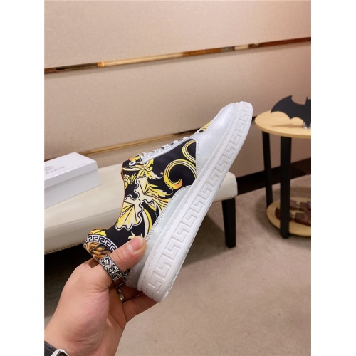 Replica Versace Casual Shoes For Men #835006 $76.00 USD for Wholesale